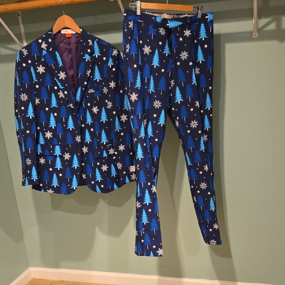 OppoSuits Blue and White Holiday Suit